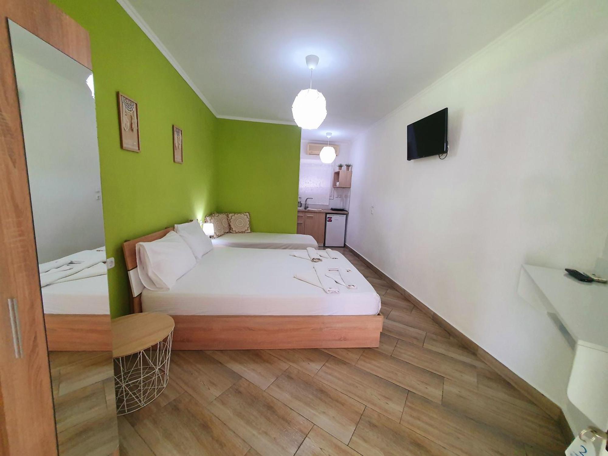 River Rooms Kriaritsi Skala Sikias 객실 사진